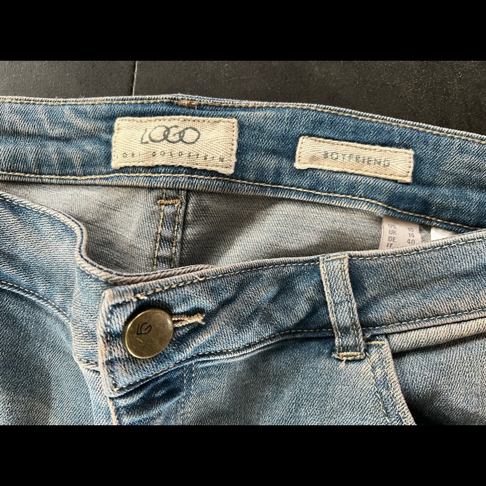 Logo Tinted Boyfriend Jeans, Light Wash, Size 10